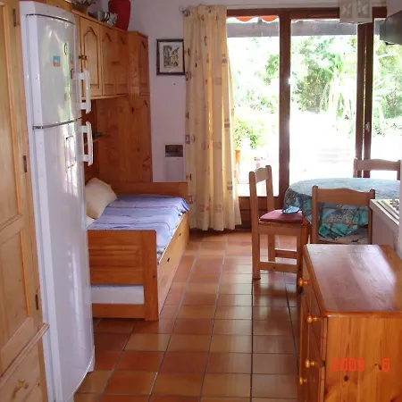 Les Bastidons Rez Jardin No 2 דירה
